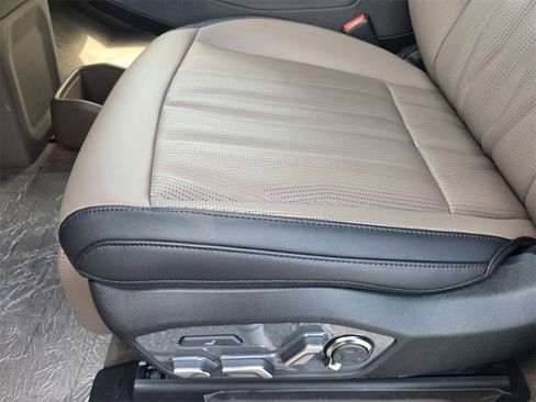 New 2026 Kia EV9 GT-Line image 17