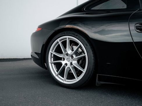 Used 2014 Porsche 911 Carrera image 5