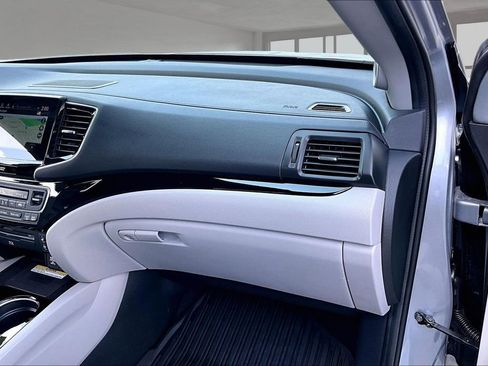 Certified 2022 Honda Pilot Elite image 27