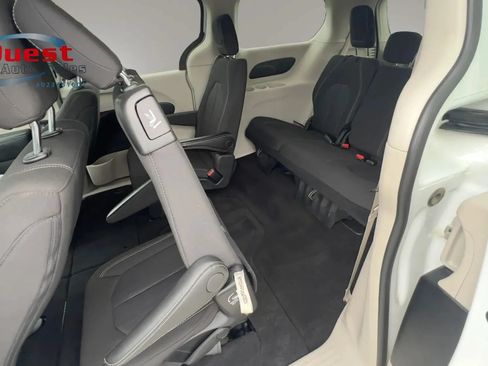 Used 2024 Chrysler Voyager LX FWD image 25