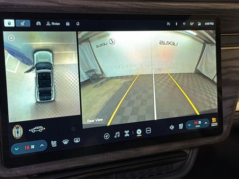 Used 2022 Rivian R1S Launch Edition image 33