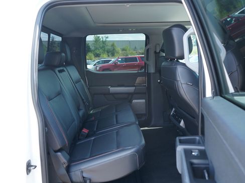 Used 2024 Ford F250 Lariat w/ Lariat Ultimate Package AWD/4WD image 12
