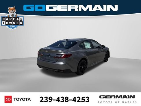 Used 2026 Toyota Camry SE FWD image 8
