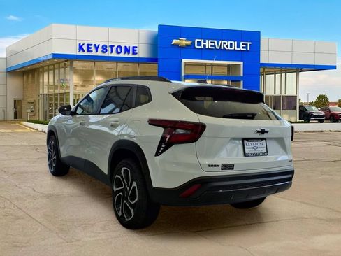 New 2026 Chevrolet Trax RS FWD image 5