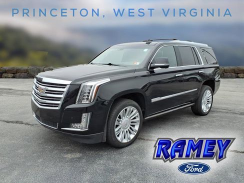 Used 2016 Cadillac Escalade Platinum image 1