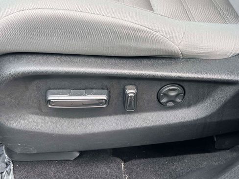Used 2018 Honda CR-V EX image 21