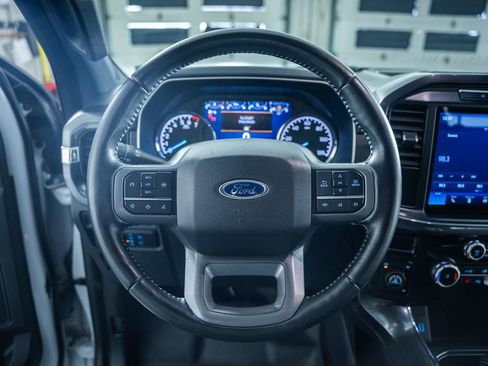 Certified 2022 Ford F150 XLT w/ Equipment Group 302A High image 33