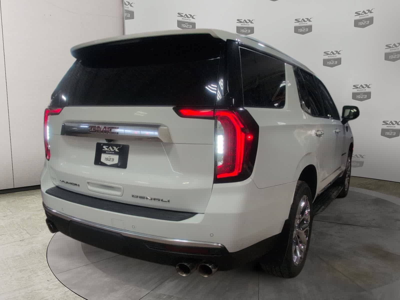 Used 2021 GMC Yukon Denali AWD/4WD image 5