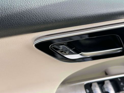 Used 2022 Mercedes-Benz C 300 4MATIC Sedan image 17