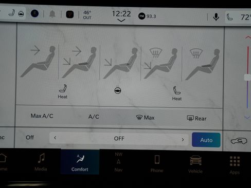 New 2026 Jeep Compass Trailhawk w/ Sun, Sound & Navigation Group image 25