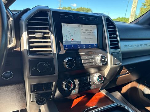 Used 2020 Ford F250 King Ranch w/ FX4 Off-Road Package image 17