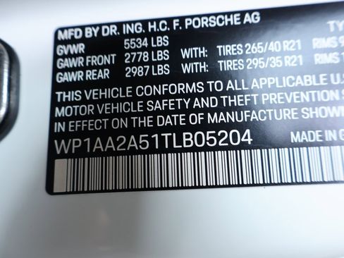 New 2026 Porsche Macan image 39