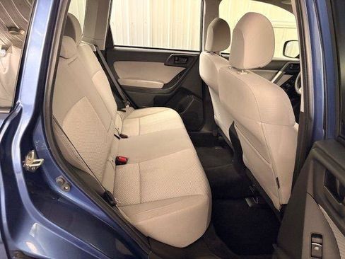 Used 2017 Subaru Forester 2.5i Premium image 24
