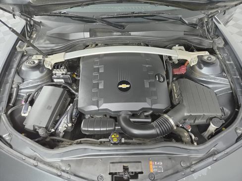 Used 2015 Chevrolet Camaro LT RWD image 33