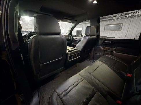 Used 2020 GMC Sierra 2500 Denali w/ Denali Ultimate Package image 9