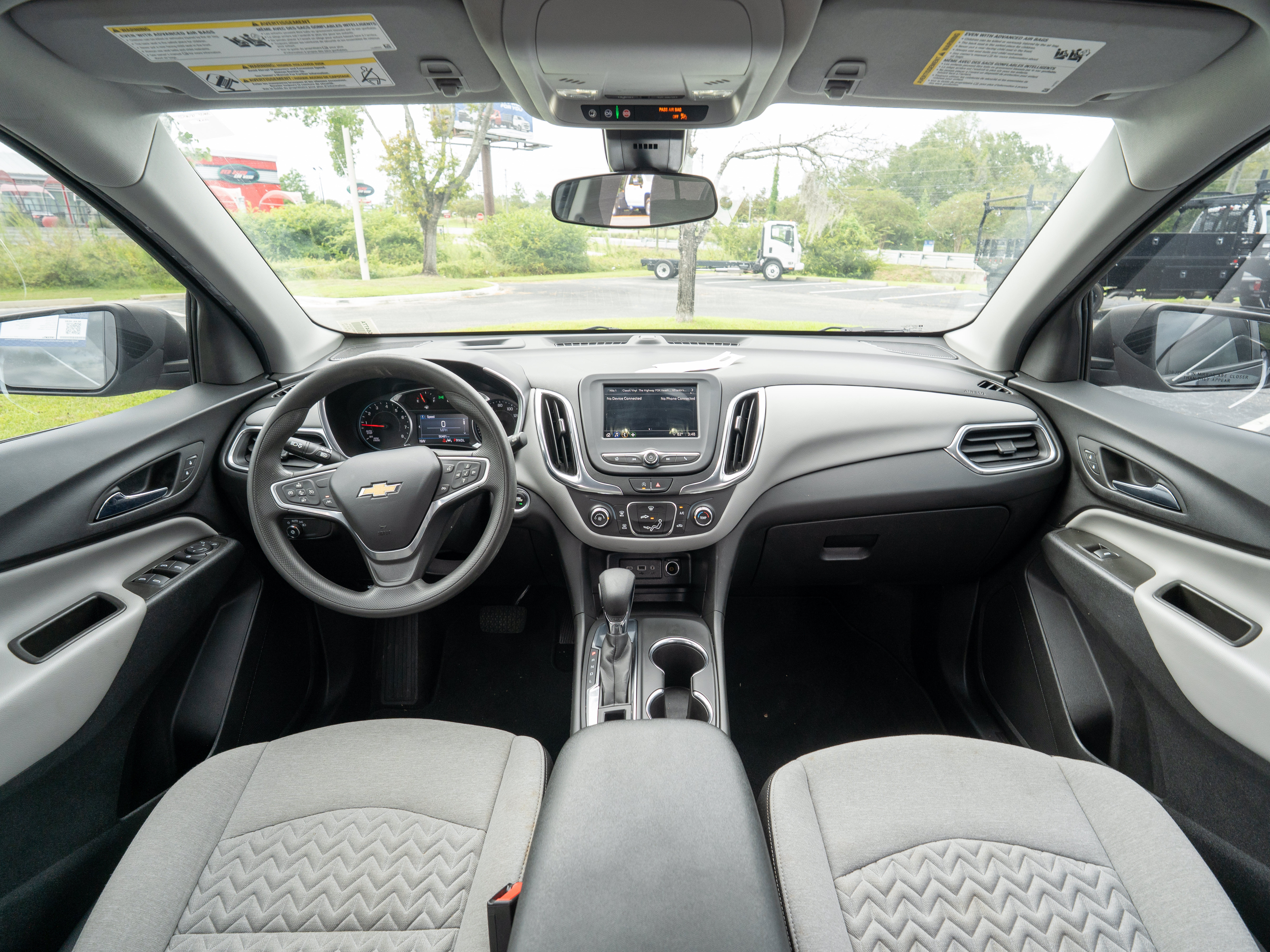 Used 2022 Chevrolet Equinox LS w/ LS Convenience Package FWD image 14