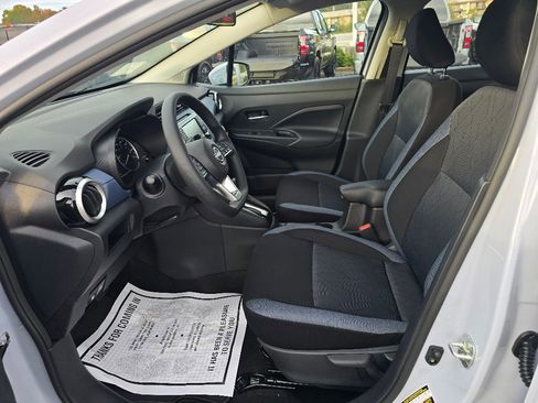 New 2025 Nissan Versa SV w/ Trunk Package FWD image 7