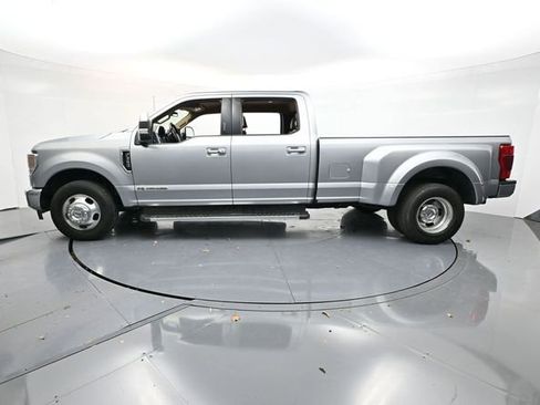 Used 2022 Ford F350 Lariat w/ Lariat Ultimate Package image 4