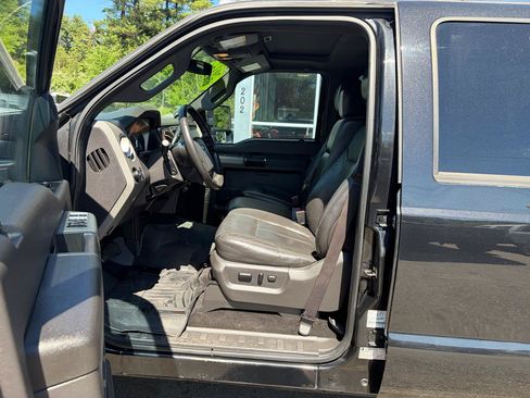 Used 2012 Ford F250 Lariat w/ Lariat Ultimate Pkg AWD/4WD image 23