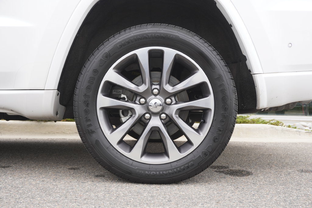Used 2018 Jeep Grand Cherokee Overland AWD/4WD image 33