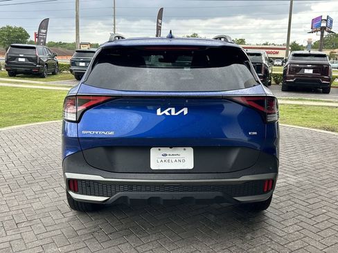Used 2023 Kia Sportage X-Line AWD/4WD image 5