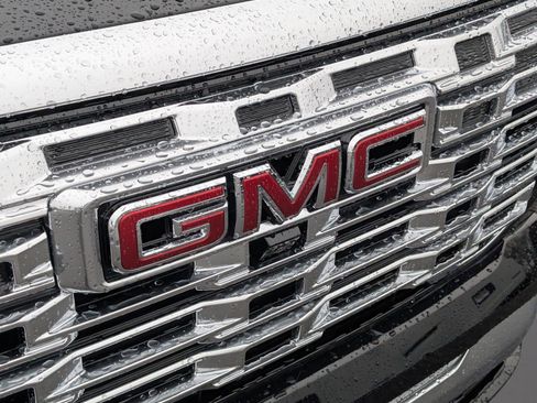 New 2026 GMC Terrain Denali AWD/4WD image 19