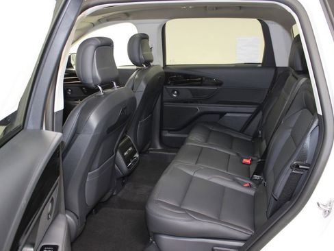 New 2026 Lincoln Nautilus Premier w/ Equipment Group 102A image 25