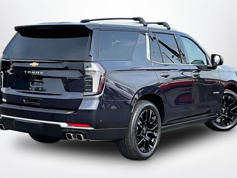 Used 2025 Chevrolet Tahoe High Country AWD/4WD image 6