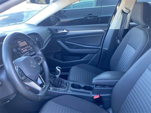 Used 2024 Volkswagen Jetta S image 19