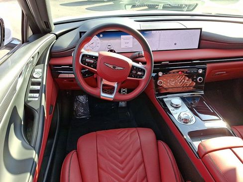 Used 2025 Genesis G80 3.5T Sport image 21