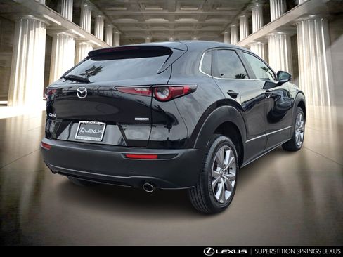 Used 2021 MAZDA CX-30 FWD 2.5 S w/ Select Package image 4