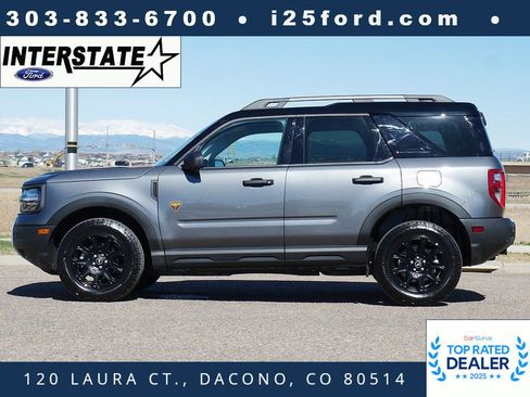 Used 2025 Ford Bronco Sport Badlands image 2