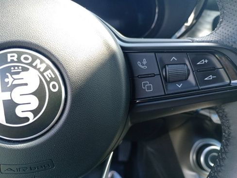 Used 2024 Alfa Romeo Tonale Ti AWD/4WD image 14