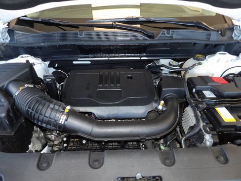 Used 2024 Chevrolet Blazer LT w/ LPO, Floor Liner Package FWD image 11
