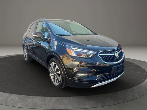 Used 2019 Buick Encore Essence image 3