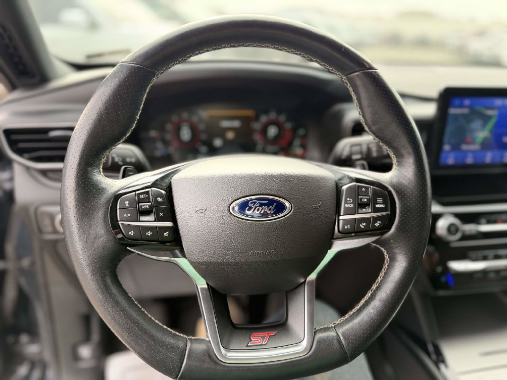 Used 2022 Ford Explorer ST w/ Equipment Group 401A AWD/4WD image 26