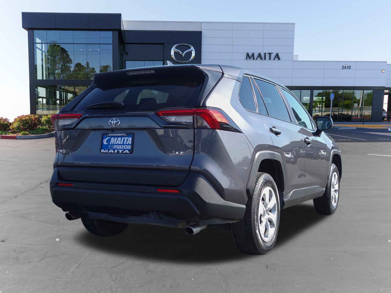 Used 2025 Toyota RAV4 LE FWD image 3