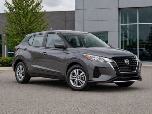Used 2024 Nissan Kicks S FWD image 30