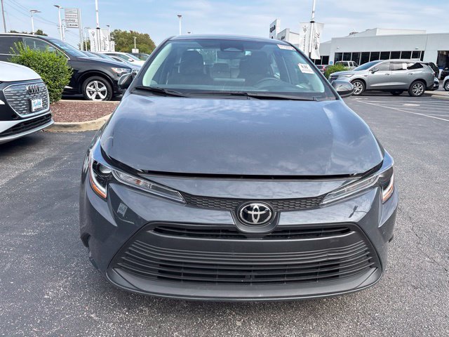 Used 2026 Toyota Corolla LE FWD image 15
