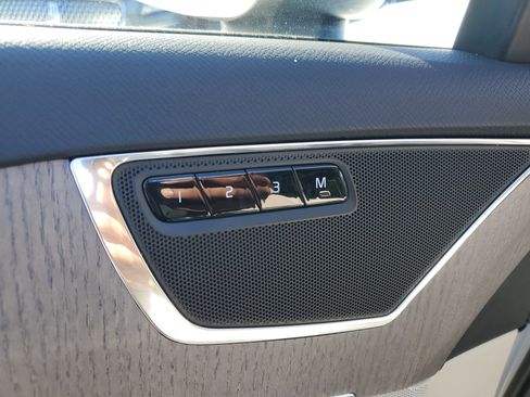 Used 2023 Volvo XC90 B5 Plus w/ Protection Package Premier image 15