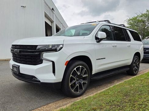 Used 2024 Chevrolet Suburban RST w/ Luxury Package AWD/4WD image 8