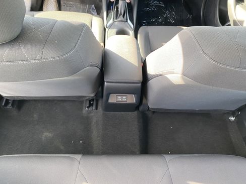 Used 2024 Toyota Corolla LE image 18