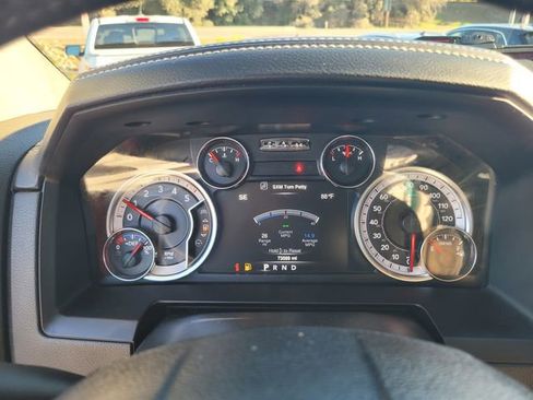 Used 2019 RAM 1500 Laramie image 29