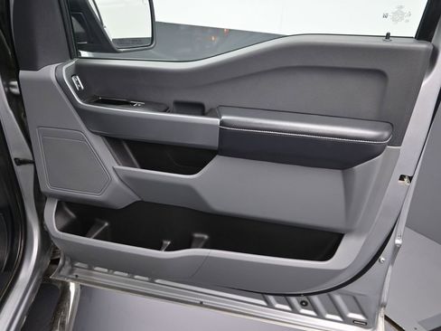 Used 2021 Ford F150 XLT image 35