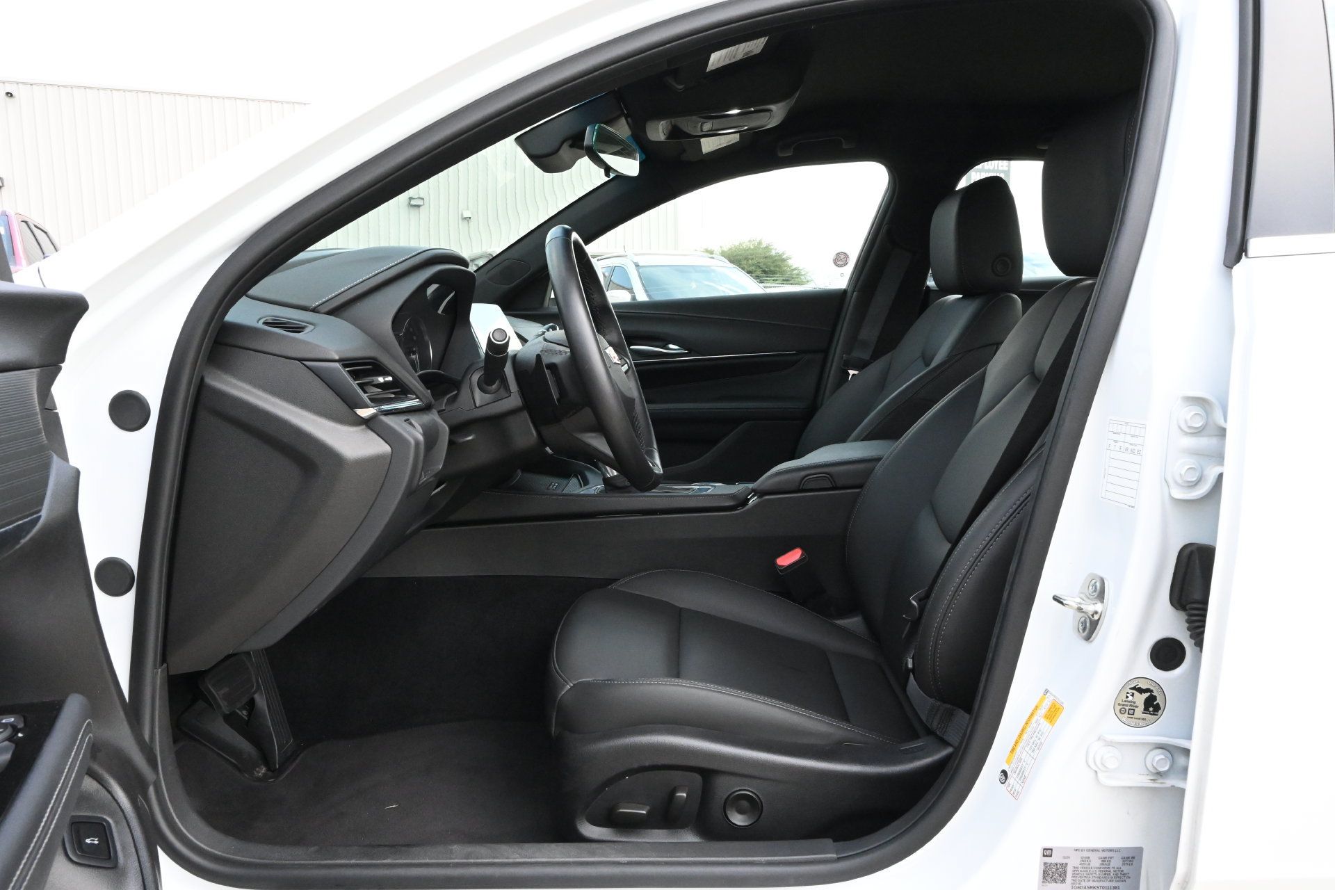 Certified 2026 Cadillac CT4 Luxury RWD image 15