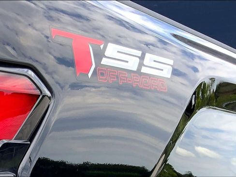 Used 2023 Toyota Tundra SR5 AWD/4WD image 30