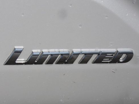 Certified 2026 Toyota 4Runner Limited AWD/4WD image 8