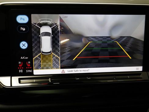 Used 2025 Volkswagen Atlas Cross Sport SEL Premium R-Line image 11