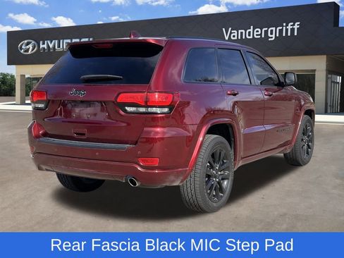 Used 2020 Jeep Grand Cherokee Altitude image 12