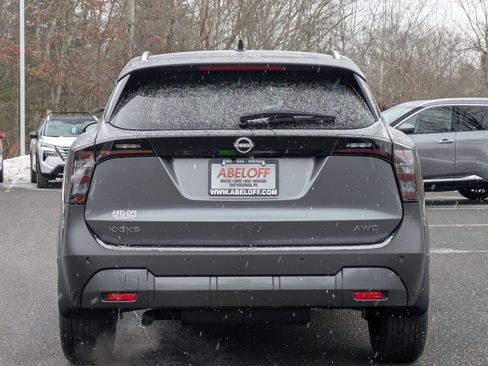 New 2026 Nissan Kicks SV image 5